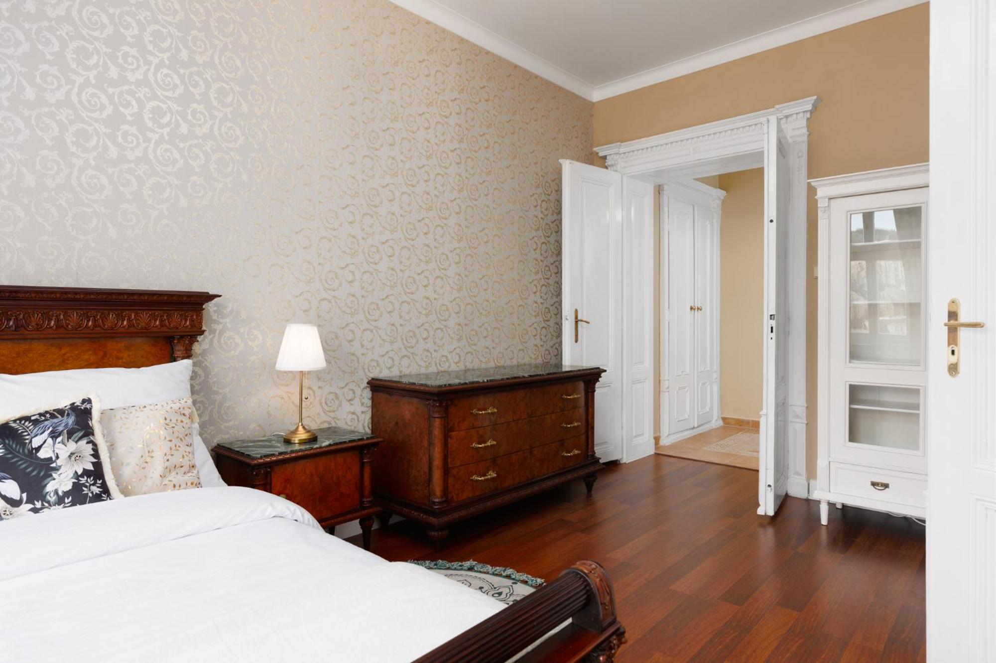 Rezidence Makart Apartment Karlovy Vary Ngoại thất bức ảnh