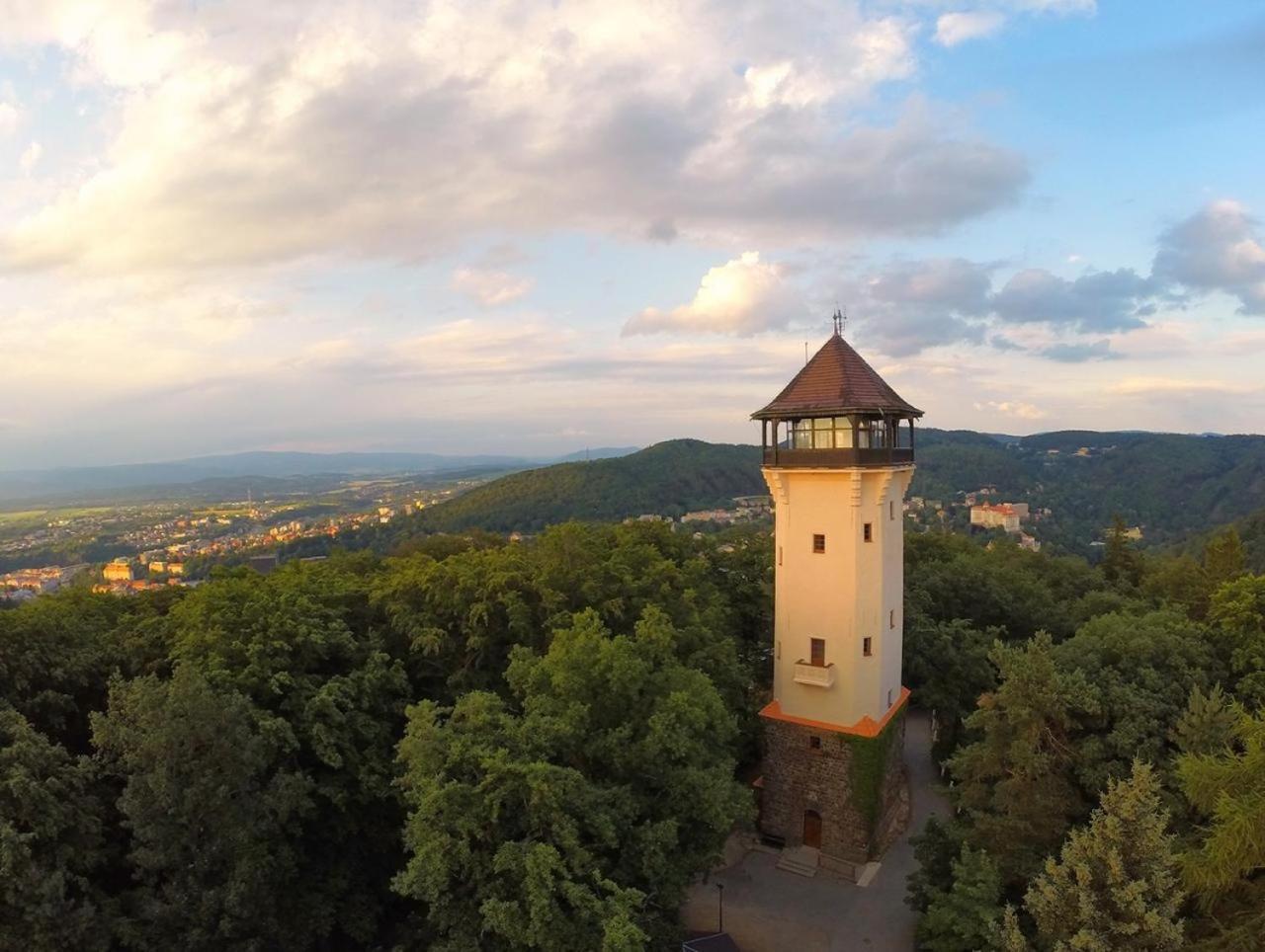 Rezidence Makart Apartment Karlovy Vary Ngoại thất bức ảnh